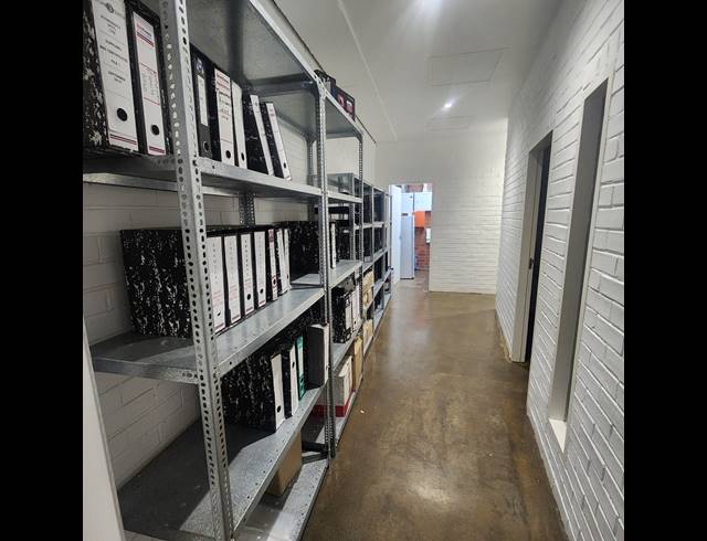 178M² OFFICE TO LET IN MORNINGSIDE